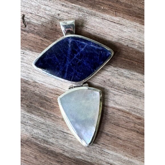 Sterling Silver Pendant With Sodalite & Mother Of Pearl 18.0g - Picture 1 of 7
